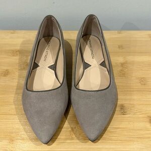 Adrian Vittadini micro suede flats pointy toe 1/2” heel 6 1/2 taupe/mushroom